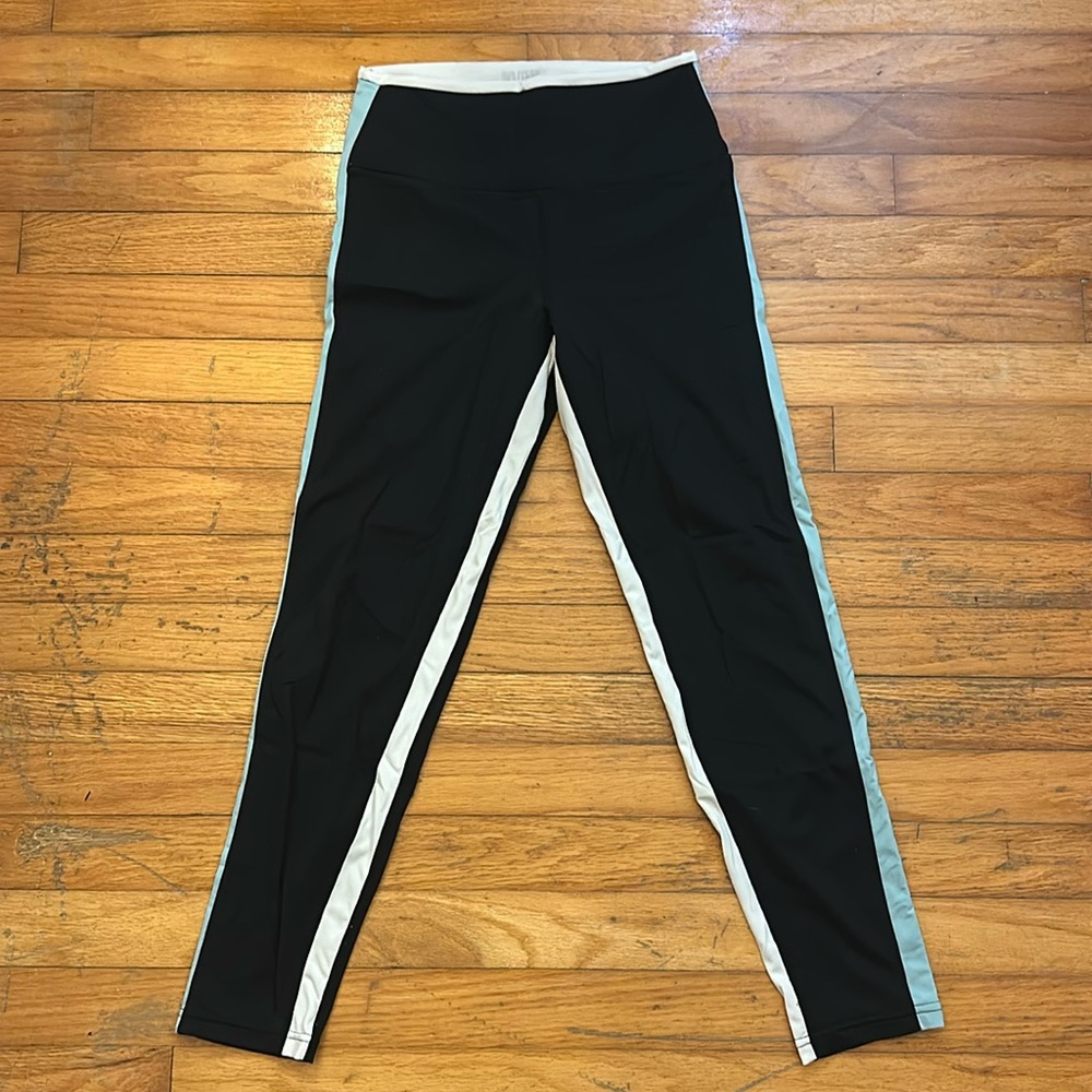 Black with light blue and white stripe Split59 leggings